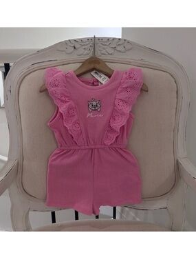 💕 12~18 Mth Pink Ruffled Eyelet Disney Marie Romper NWT